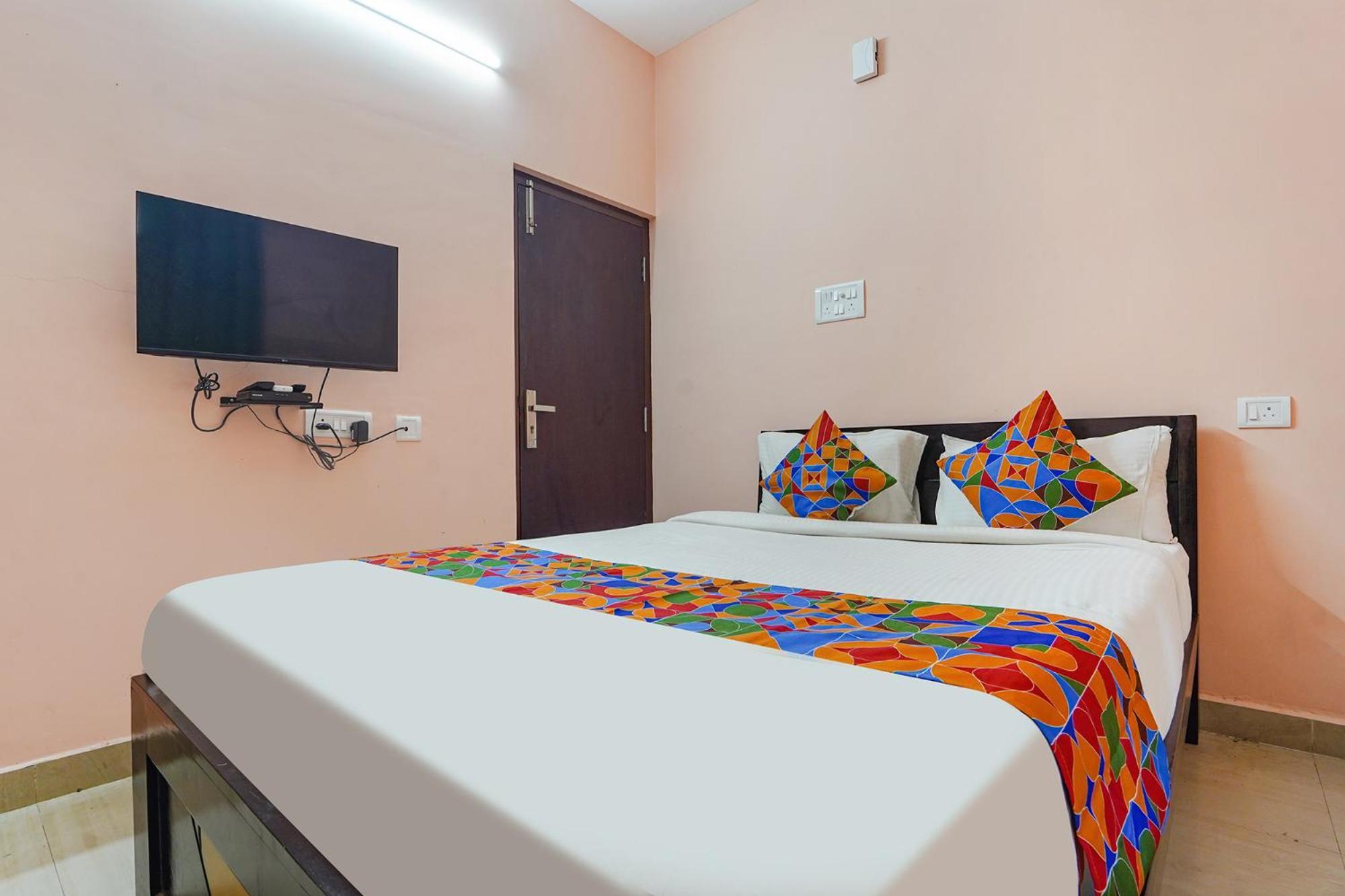 Fabexpress Its South East Residency Hotel Siruseri Kültér fotó
