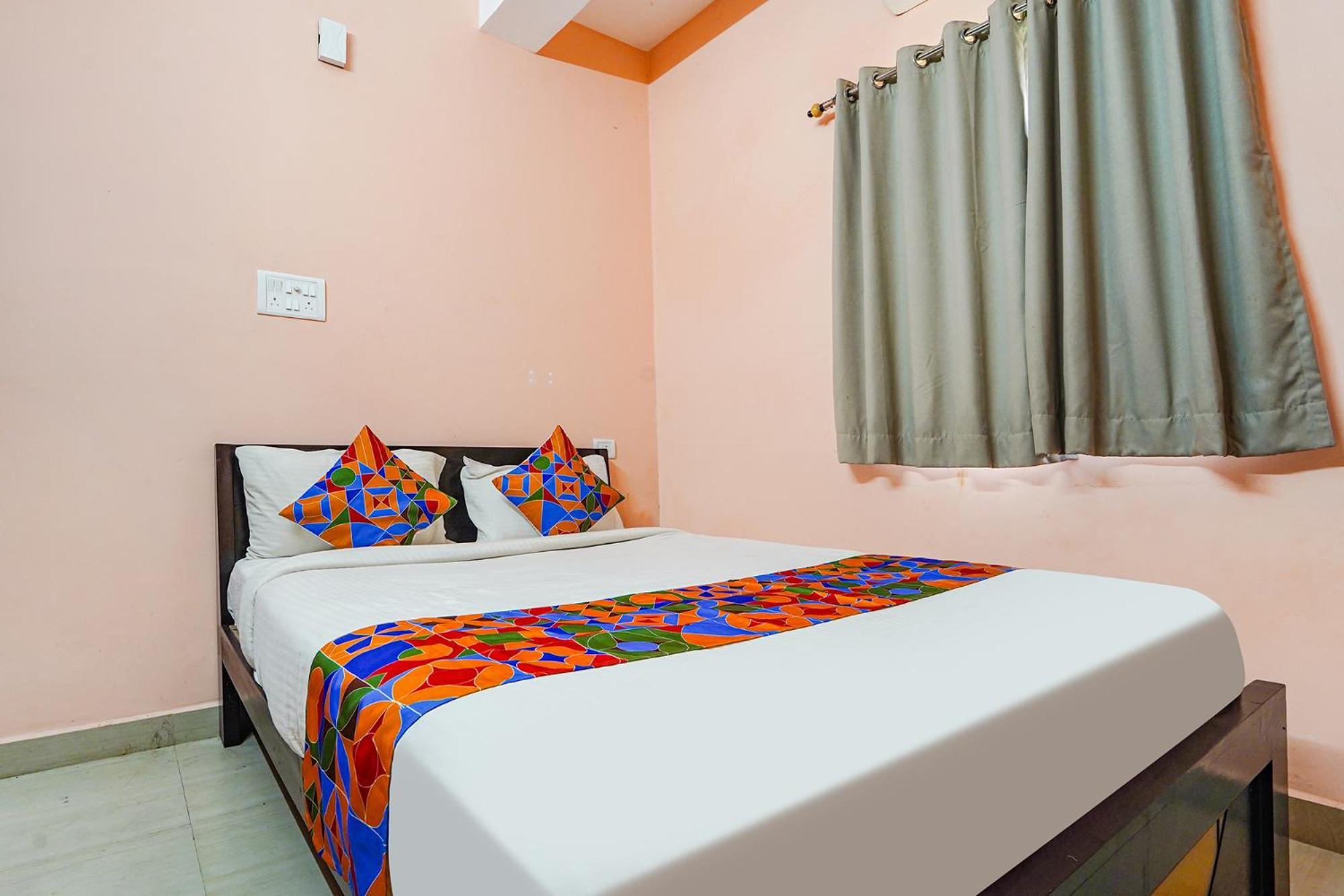 Fabexpress Its South East Residency Hotel Siruseri Kültér fotó