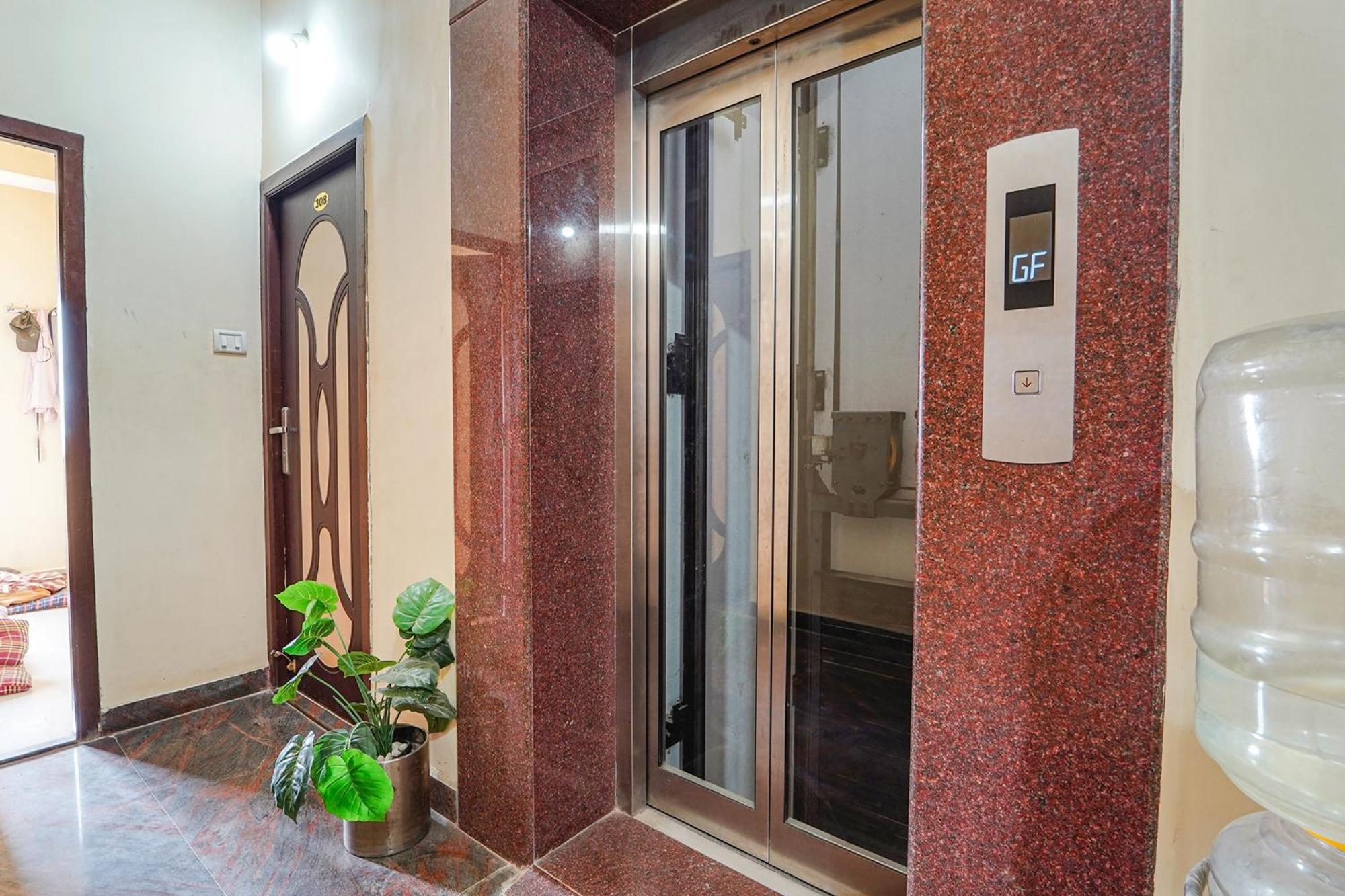 Fabexpress Its South East Residency Hotel Siruseri Kültér fotó